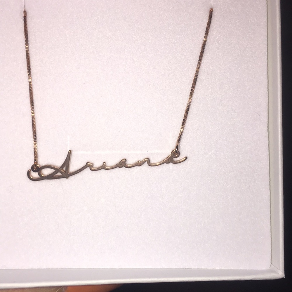 Oak & Luna necklace/ Ariana